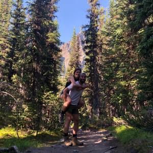 Meet your Posher, Daniela